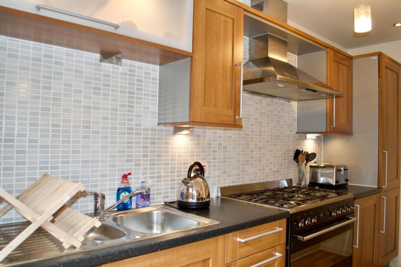Modern 2 Bedroom City Centre Flat Единбург Екстер'єр фото
